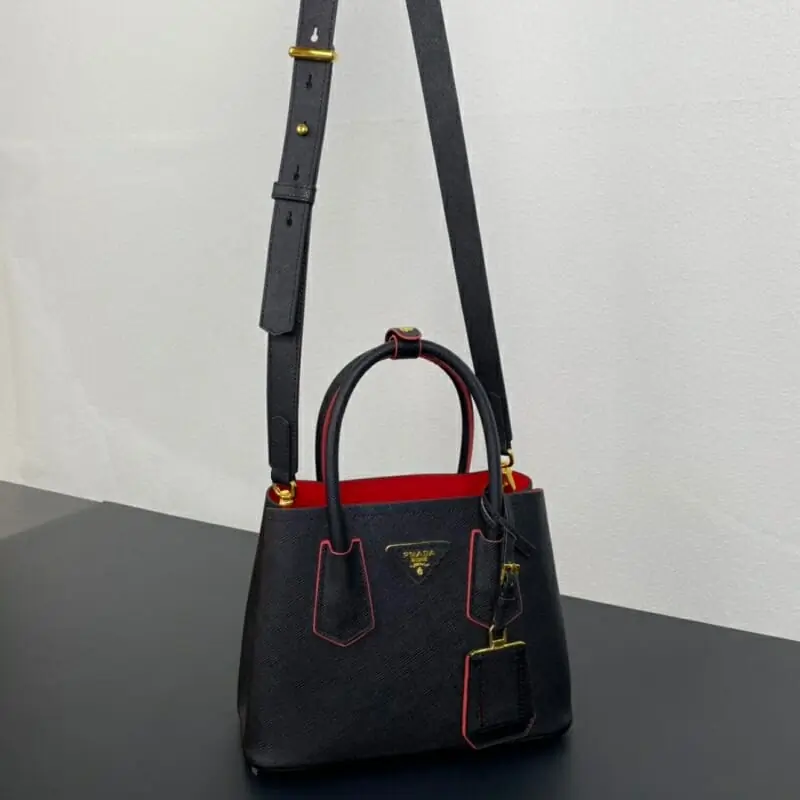 prada aaa qualite sac a main  pour femme s_122a6473